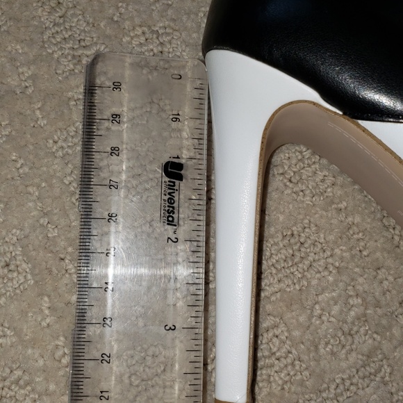French Connection Leather pump - Picture 5 of 5
